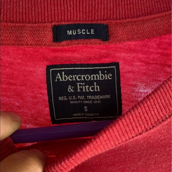 Abercrombie and Fitch long sleeve tee - Picture 3 of 3